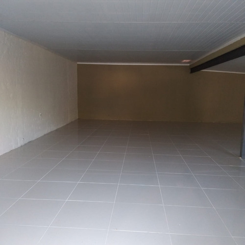 Dos Locales En Un Padrón En La Paz