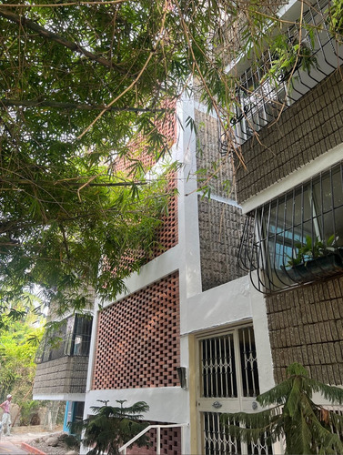 Apartmento En Alquiler En La Urbanizacion Fernandez