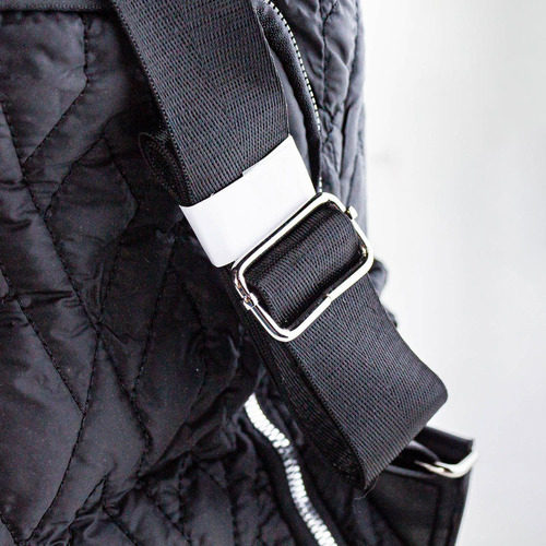 Mochila De Mujer Amayra 67c26692 Matelasse Estilo Urbana Color Negro Diseño De La Tela Liso