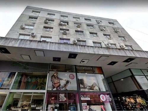 Oficina En Venta Sobre Calle Belgrano A Metros De La Estación San Isidro