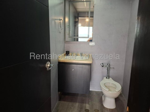 Oficina En Alquiler, Chacao, Mls #25-18859