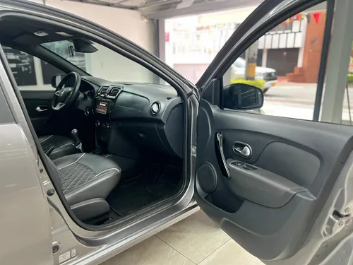 Renault Logan Intens Mt 2023