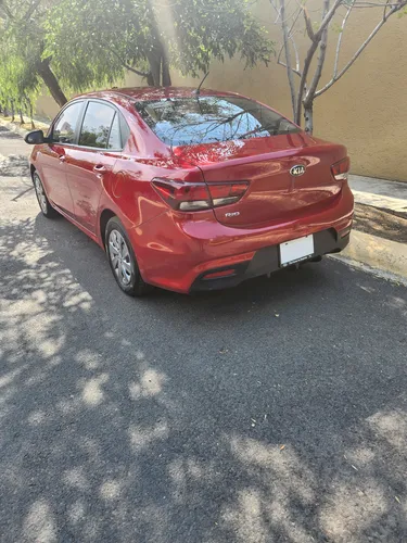 Kia Rio 1.6 L Sedan At