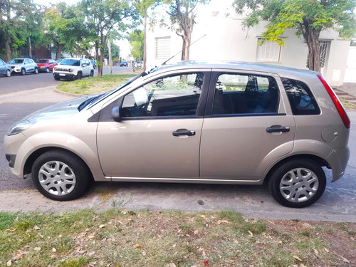 Ford Fiesta 1.6 One Ambiente Plus 98cv