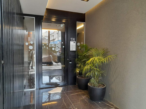 Alquiler Monoamb C/balcon A 50m Hospital Italiano