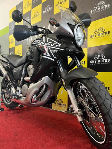 Imagem 10 de 21 de Honda Transalp 700v 2011