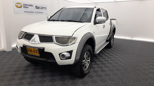 Mitsubishi L200 Sportero Basica 2.5 | TuCarro