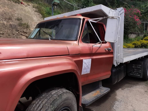 Imagen 2 de 14 de Ford F-600