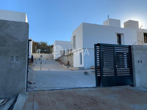 Imagen 11 de 13 de Housing Cerrado Cuesta Colorada (ref #3126)