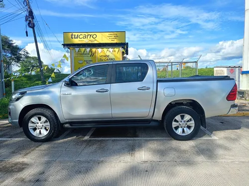 Toyota Hilux 2.4l