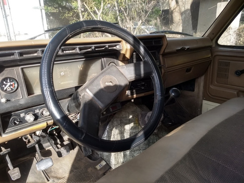 Imagen 11 de 21 de Ford Y Renault 400 Y Master