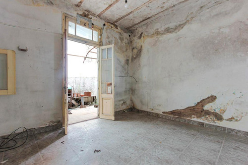 Venta Ph 3 Ambientes Monte Castro Con Patio A Reciclar