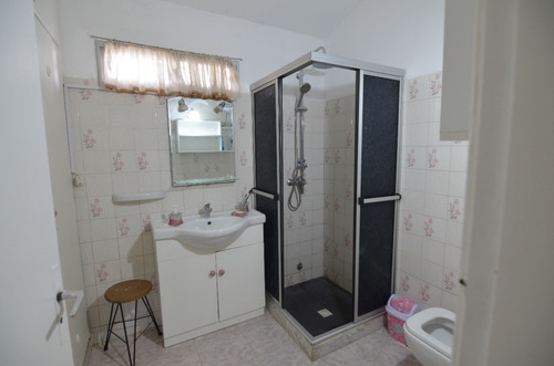 Imagen 18 de 23 de Muy Buena Casa En Parque Del Plata A Una Cuadra De La Playa
