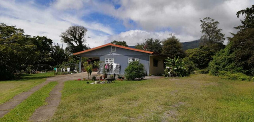 Imagen 4 de 4 de Quinta Con Casa De Montaña