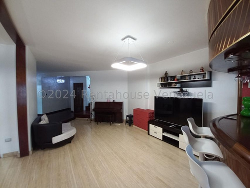 Casa Amoblada En La Trinidad Mls #25-1356