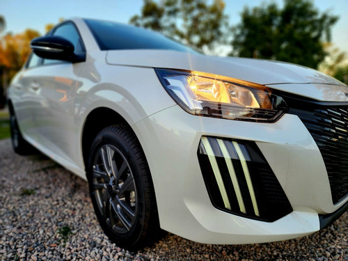 Peugeot 208 1.6 Allure