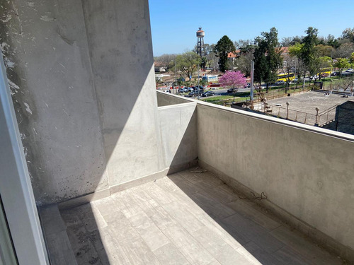 Av San Martin Al 1300 Venta Departamento 2 Dormitorios En Granadero Baigorria