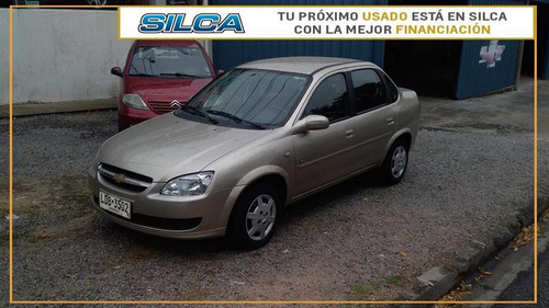 Chevrolet Corsa Super 2012 Beige 4 Puertas