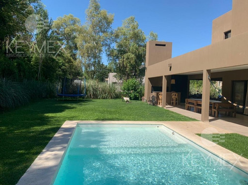 Casa - Countries/b.cerrado (moreno)