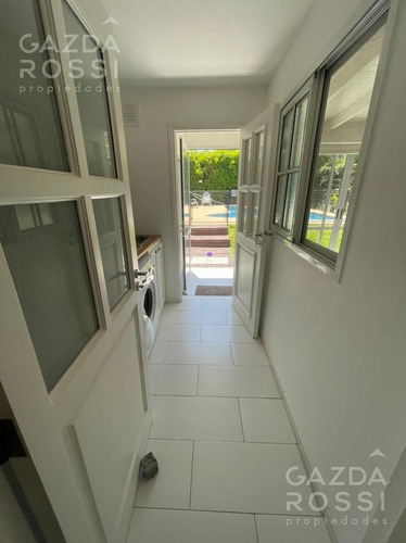 Imagen 9 de 22 de Hermosa Casa A La Venta En Campos De Echeverría , Canning!