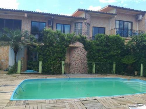 Casa Com 3 Dormitórios À Venda, 415 M² Por R$ 835.000,00 - Tapera - Florianópolis/sc - Ca3359