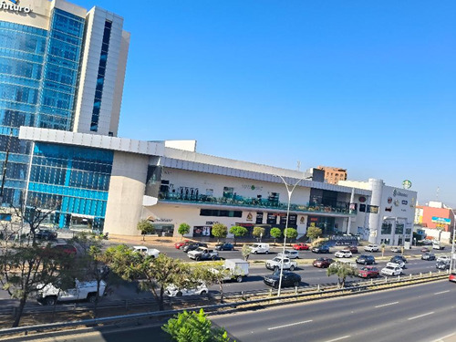 Local Comercial En Venta En Colonia Álamos 3a Sección, Querétaro, Querétaro