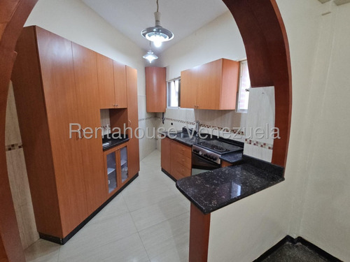 Oportunidad! Vendo Apartamento En Sabana Grande Lisbet Seijas #25-18709