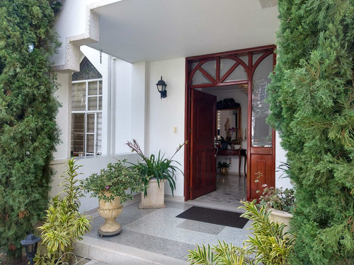 Imagen 3 de 30 de Venta Casa Lagos Del Cacique Bucaramanga