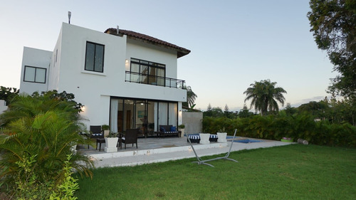 Vendo Villa En Guavaberry