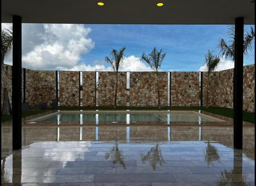 Terreno En Venta Merida, Cholul En Privada,imediata