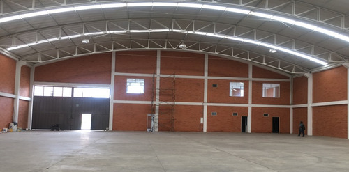 Bodega En Arriendo De 2000m² - Sector Funza