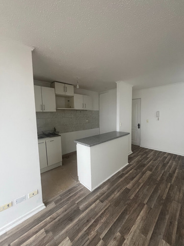 Arriendo Departamento Condominio Cumbres Del Retiro