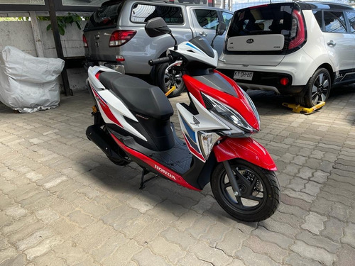 Imagen 3 de 10 de Honda New Elite