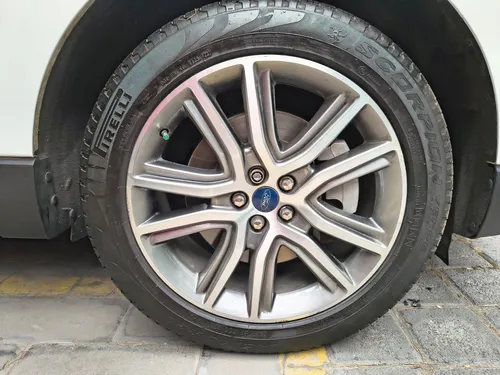 Ford Edge 3.5 Titanium At