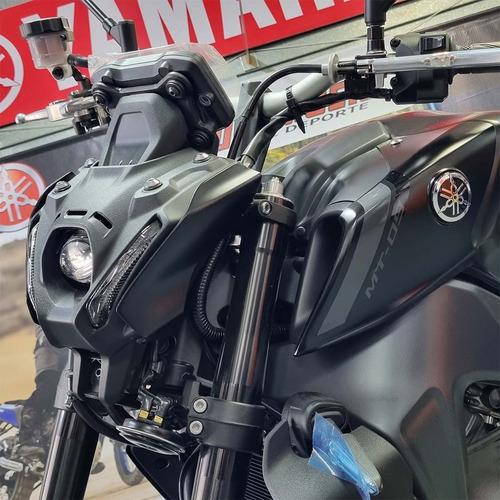 Imagen 7 de 16 de Moto Yamaha Mt 09-900cc Nueva De Agencia 0km - Año 2022