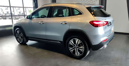 Mercedes-Benz Clase GLA 1.3 Gla200 Progressive 163Cv