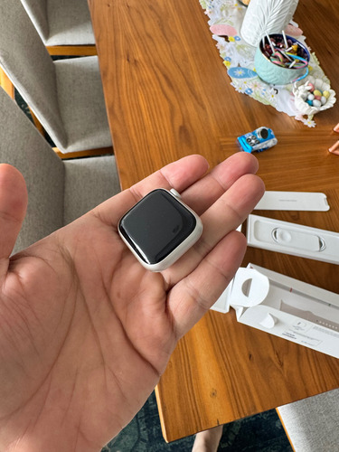 Apple Watch Series 7 41mm Aluminio Caucho (Usado)