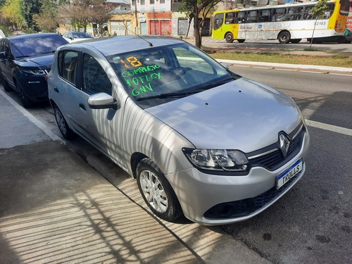 Imagem 2 de 11 de Renault Sandero 2018 1.0 12v Expression Sce 5p