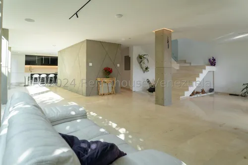 Casa En Venta En Los Naranjos