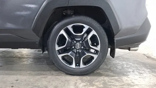 Toyota RAV4 2.5 ADVENTURE AWD AUTO
