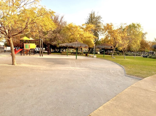 Los Bosques, Piedra Roja, Chicureo Oriente