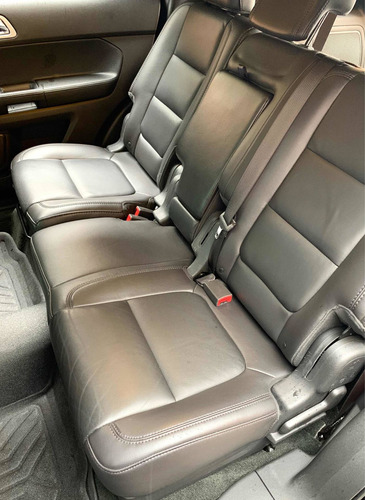 Imagen 7 de 11 de Ford Explorer Limited 4x4