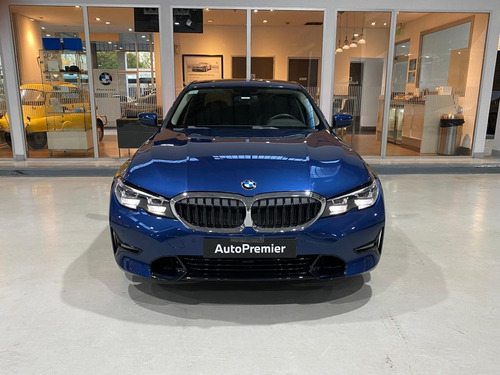 BMW Serie 3 3.0 330i Sedan Sport Line 252cv