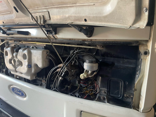 Ford Cargo 915