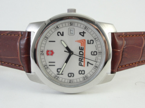 Relógio Victorinox - Mod: Classic Army - Ref: 26004.cb