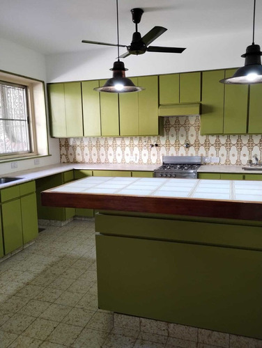 Chalet Estilo Inglés 5 Amb C/ Jardin Piscina Garage En Alquiler En Martínez, San Isidro, G.b.a. Zona Norte
