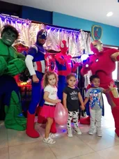 Spiderman. Dragon Ball. Vengadores. Batman. Superman. Hulk.