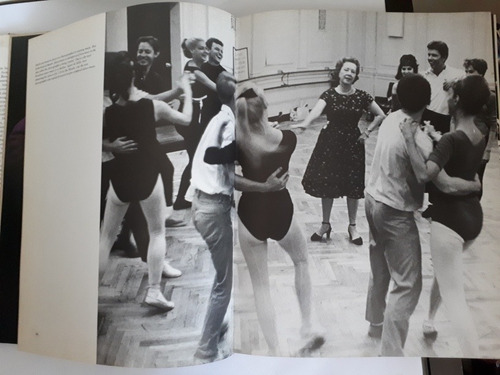 Libro Brodway Musicals Musicales De Brodway (Usado)