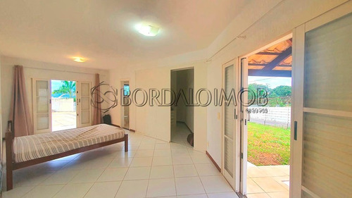 Casa Com 445m², Terreno De 800m² Com 540m² De Área Verde, Vista Panorâmica Para O Lago Paranoá E 3º Ponte. - Villa127538