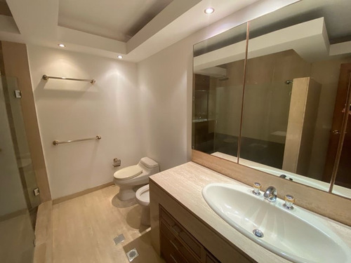 Imagen 7 de 11 de Se Vende Apto 255m2 3h+s/3.5b+s/3p Lomas De San Román